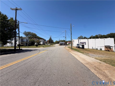 Tiny photo for 908 W Fayette Street, Martinsville, VA 24112 (MLS # 2626696)