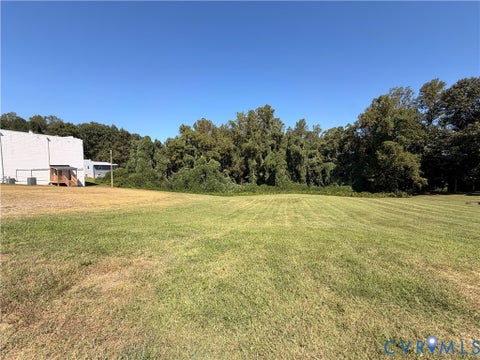 Tiny photo for 908 W Fayette Street, Martinsville, VA 24112 (MLS # 2626696)