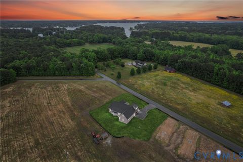 Tiny photo for 67 Hicks Wharf Road, Cardinal, VA 23025 (MLS # 2612367)