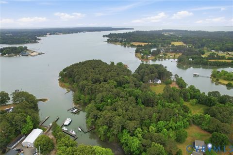 Tiny photo for 67 Hicks Wharf Road, Cardinal, VA 23025 (MLS # 2612367)