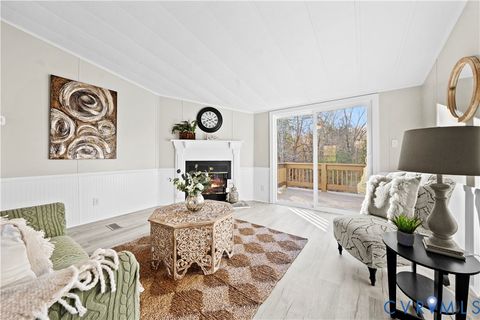 Tiny photo for 4621 Meherrin Road, Meherrin, VA 23954 (MLS # 2602257)