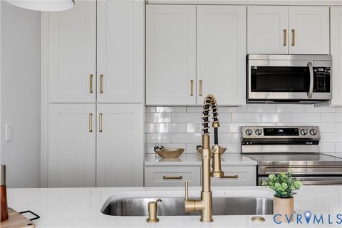 Tiny photo for 606 Cheatwood Avenue, Richmond, VA 23222 (MLS # 2530197)