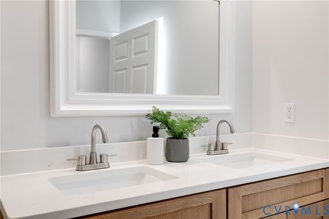 Tiny photo for 606 Cheatwood Avenue, Richmond, VA 23222 (MLS # 2530197)