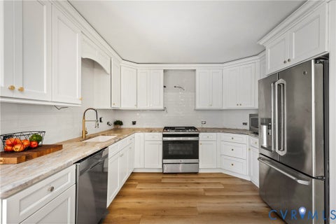 Tiny photo for 11404 Walnut Hollow Court, Midlothian, VA 23112 (MLS # 2617463)