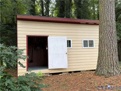 Tiny photo for 237 Spring Drive, Colonial Heights, VA 23834 (MLS # 2628716)