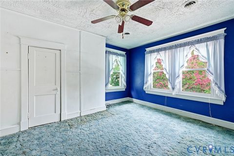 Tiny photo for 237 Lee Avenue, Colonial Heights, VA 23834 (MLS # 2620494)