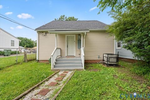 Tiny photo for 2112 Gordon Avenue, Richmond, VA 23224 (MLS # 2528616)
