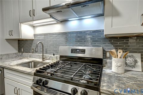 Tiny photo for 808 China Street, Richmond, VA 23220 (MLS # 2532050)