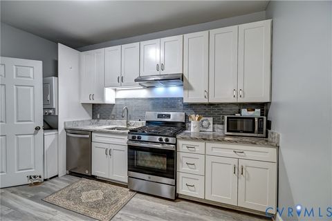 Tiny photo for 808 China Street, Richmond, VA 23220 (MLS # 2532050)