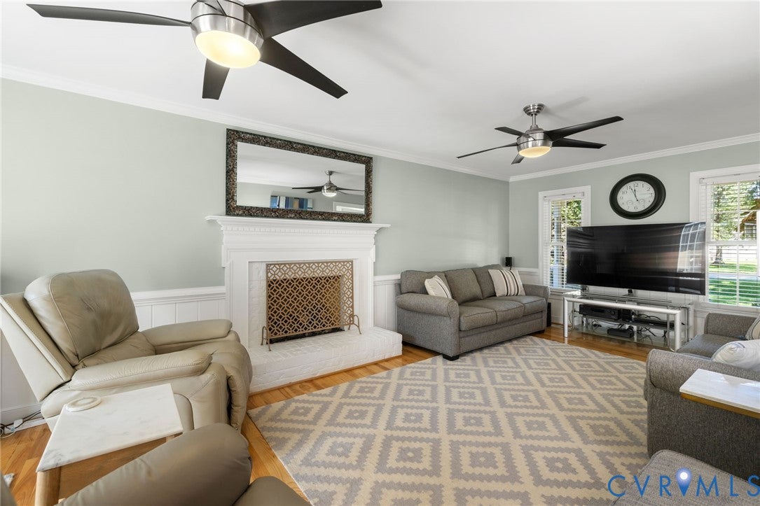 9187 Hunters Chase Drive