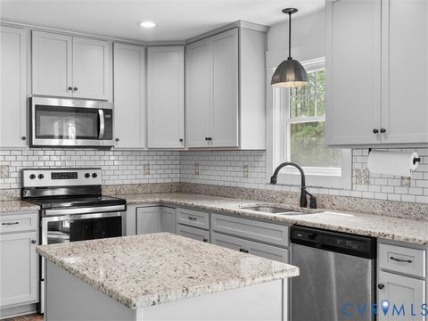 Tiny photo for 2018 Walnut Tree Place, Powhatan, VA 23139 (MLS # 2607671)