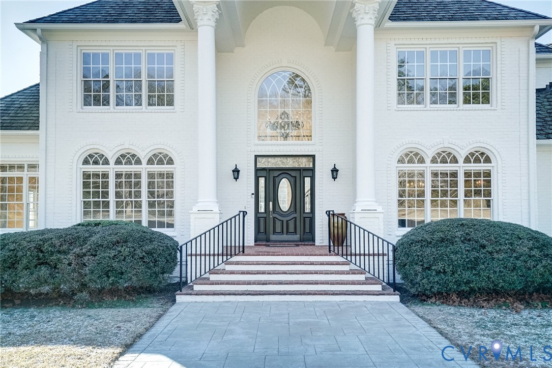 721 Meadow View Ridge