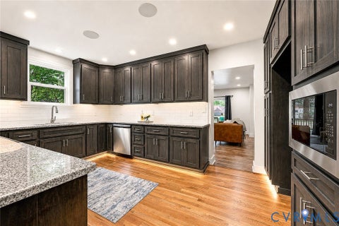 Tiny photo for 402 Stuart Avenue, Colonial Heights, VA 23834 (MLS # 2623540)