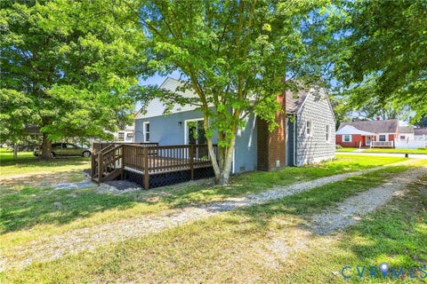 Tiny photo for 402 Stuart Avenue, Colonial Heights, VA 23834 (MLS # 2623540)