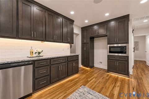 Tiny photo for 402 Stuart Avenue, Colonial Heights, VA 23834 (MLS # 2623540)