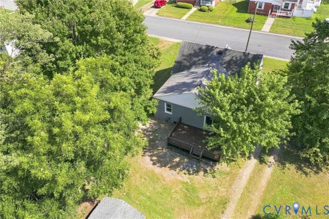 Tiny photo for 402 Stuart Avenue, Colonial Heights, VA 23834 (MLS # 2623540)
