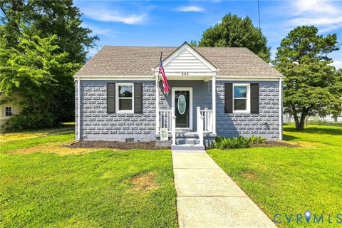 Photo of 402 Stuart Avenue, Colonial Heights, VA 23834 (MLS # 2623540)