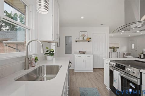 Tiny photo for 904 Faye Street, Richmond, VA 23225 (MLS # 2618671)