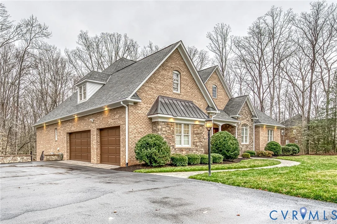 1642 Fallen Timber Trail