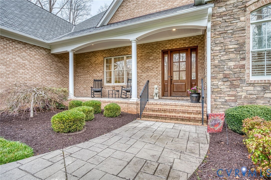 1642 Fallen Timber Trail
