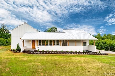 2066 Hawk Town Rd Goochland VA 23102