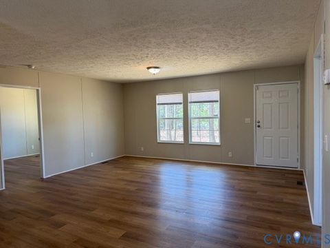 Tiny photo for 319 Ivy Road, Howardsville, VA 24562 (MLS # 2608329)