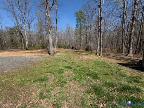 Tiny photo for 319 Ivy Road, Howardsville, VA 24562 (MLS # 2608329)