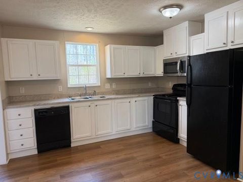 Tiny photo for 319 Ivy Road, Howardsville, VA 24562 (MLS # 2608329)