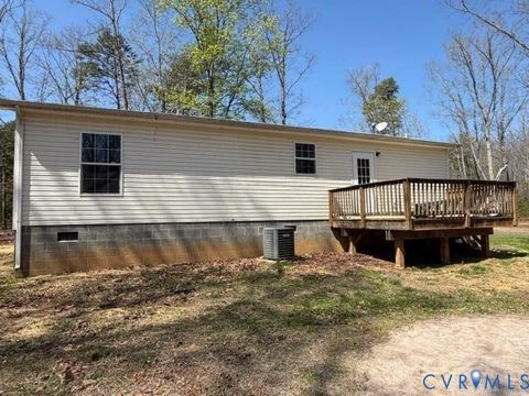 Tiny photo for 319 Ivy Road, Howardsville, VA 24562 (MLS # 2608329)