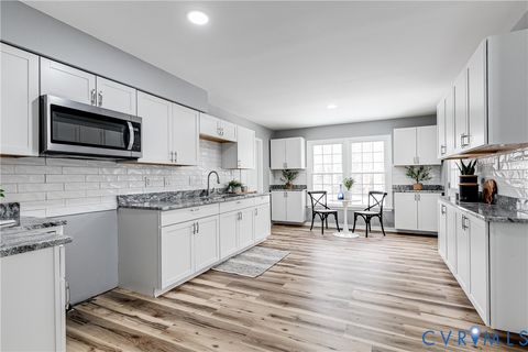 Tiny photo for 7112 Harbourside Court, Midlothian, VA 23112 (MLS # 2602773)