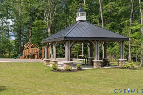 Tiny photo for 4013 Robins Ridge Drive, Moseley, VA 23120 (MLS # 2617484)