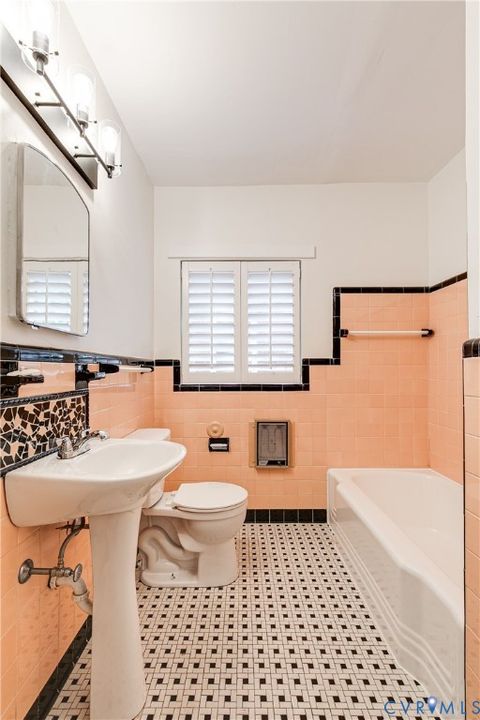 Tiny photo for 3513 Hanover Avenue #A, Richmond, VA 23221 (MLS # 2524718)