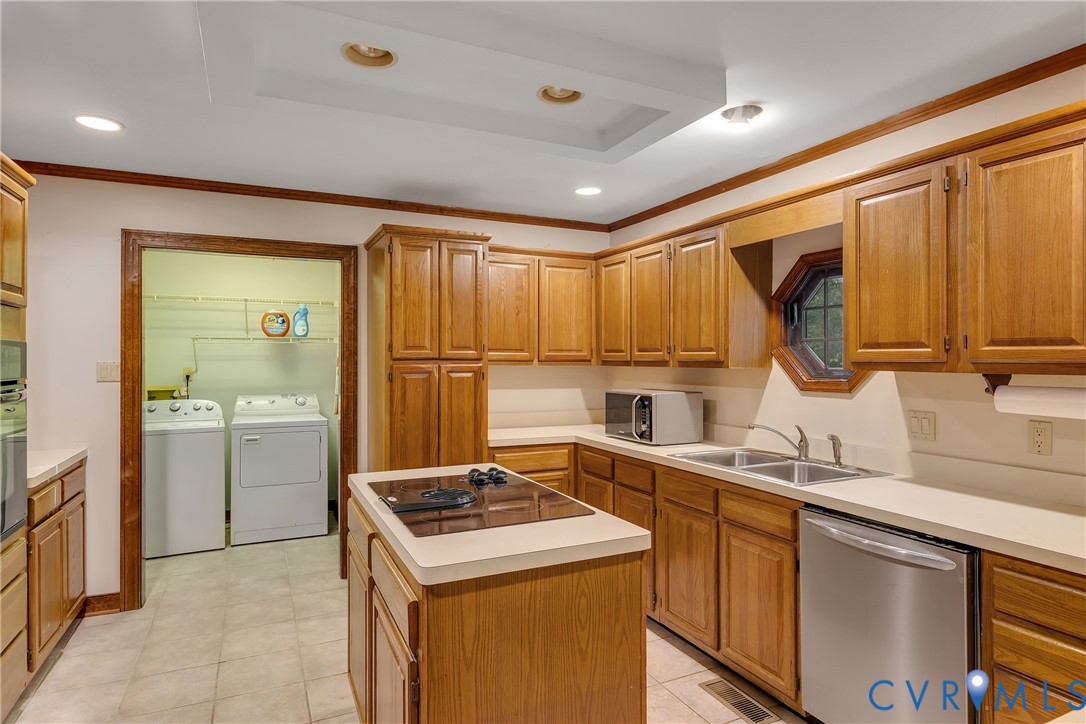 Ashland, Virginia 23005, United States, 3 Bedrooms Bedrooms, ,2 BathroomsBathrooms,Residential,Pending,204151