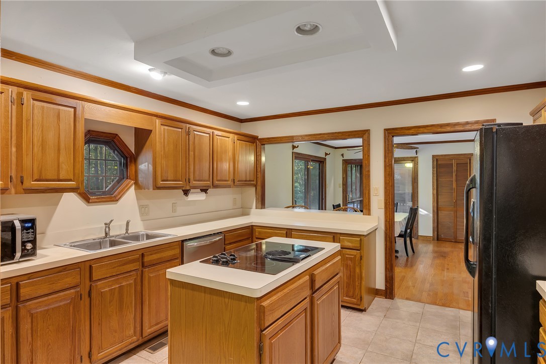 Ashland, Virginia 23005, United States, 3 Bedrooms Bedrooms, ,2 BathroomsBathrooms,Residential,Pending,204151