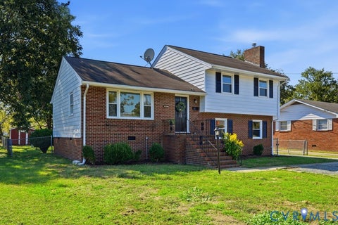 Tiny photo for 20306 Sheffield Place, South Chesterfield, VA 23803 (MLS # 2627576)