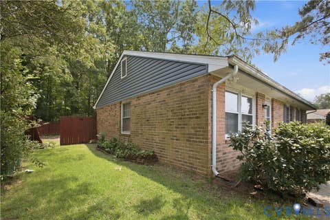 Tiny photo for 335 E Jerald Street, Highland Springs, VA 23075 (MLS # 2618688)