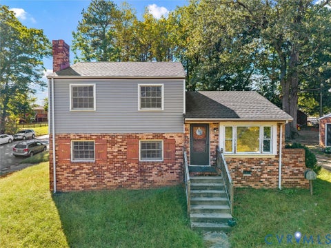 Photo of 6424 Meadowburm Drive, North Chesterfield, VA 23234 (MLS # 2627445)