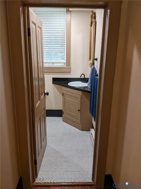 Tiny photo for 519-521 Grove Avenue #519 B, Petersburg, VA 23803 (MLS # 2620906)