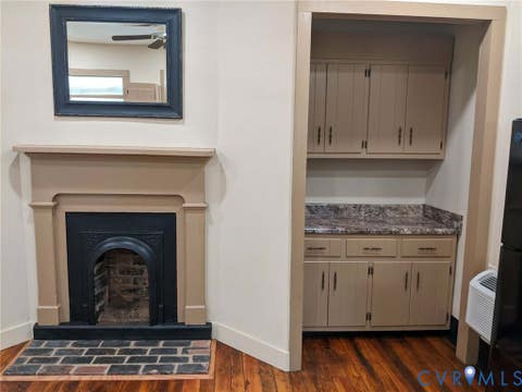 Tiny photo for 519-521 Grove Avenue #519 B, Petersburg, VA 23803 (MLS # 2620906)