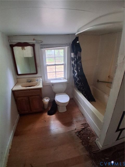 Tiny photo for 406 Hamburg Road, Haywood, VA 23138 (MLS # 2611517)
