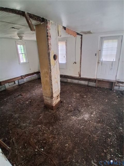 Tiny photo for 406 Hamburg Road, Haywood, VA 23138 (MLS # 2611517)