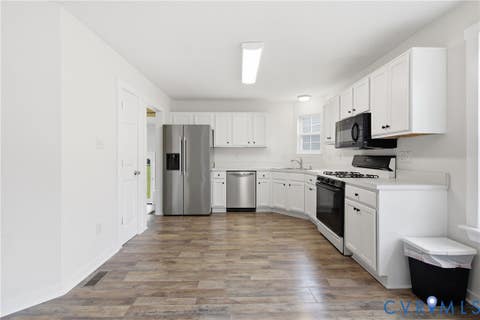 Tiny photo for 2113 Creekdale Court, Sandston, VA 23150 (MLS # 2622327)