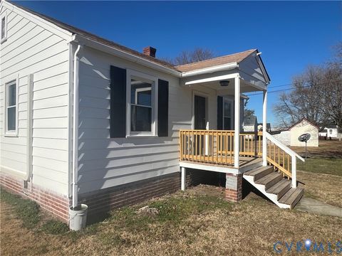 Tiny photo for 610 Queen Anne Drive, Richmond, VA 23224 (MLS # 2602760)