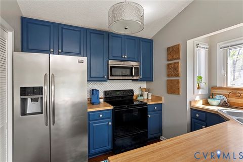 Tiny photo for 14207 Broad Oaks Court, Midlothian, VA 23112 (MLS # 2607102)