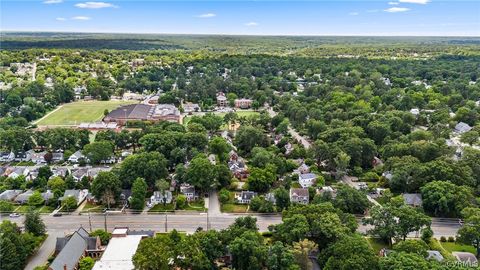 Single Family Residence in Henrico VA 6113 Hampstead Avenue 29.jpg