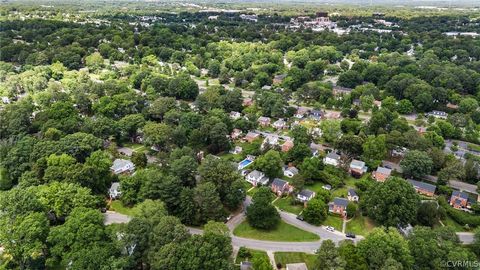 Single Family Residence in Henrico VA 6113 Hampstead Avenue 31.jpg