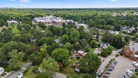 Single Family Residence in Henrico VA 6113 Hampstead Avenue 27.jpg