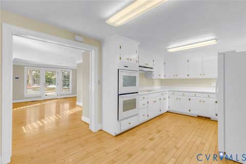 Tiny photo for 289 King Carter Lane Ln, Weems, VA 22576 (MLS # 2604859)