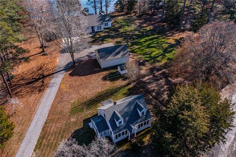 A home in Weems