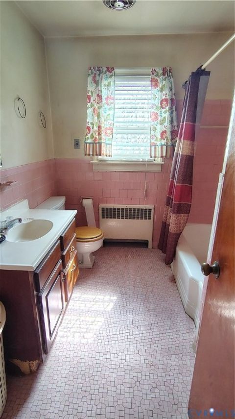 Tiny photo for 318 St Matthew Street, Petersburg, VA 23803 (MLS # 2606143)